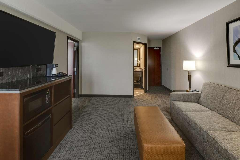 Drury Inn & Suites St Joseph Saint Joseph Room photo